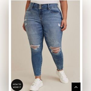 Torrid Distressed Jeggings Size 18 Extra Short